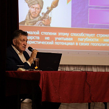 Профессор Ярков провел курсы повышения квалификации, направленные на развитие навыков межнационального взаимодействия